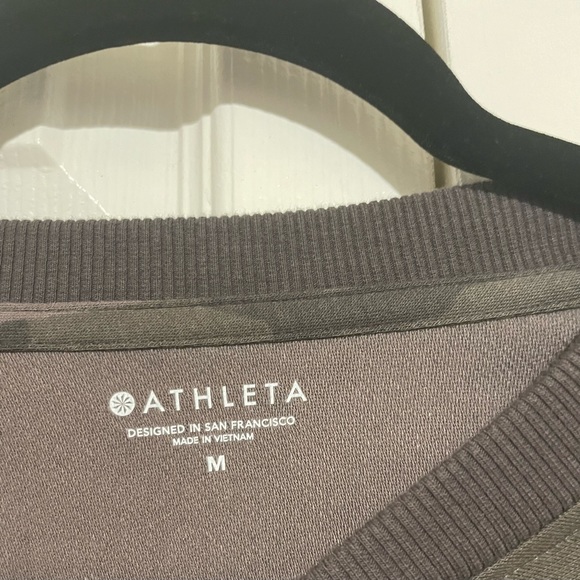 Athleta Farallon Olive Green Camo Print Ribbed Crew Neck Sweatshirt Size Medium. - Picture 5 of 8